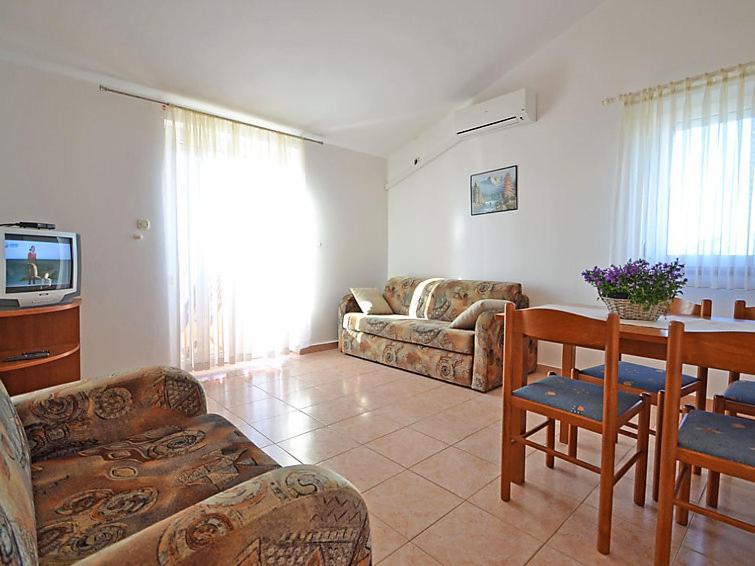 Bonex Apartment