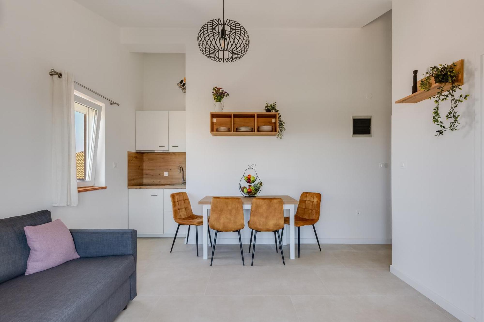 Bonex * Privlaka (Zadar)